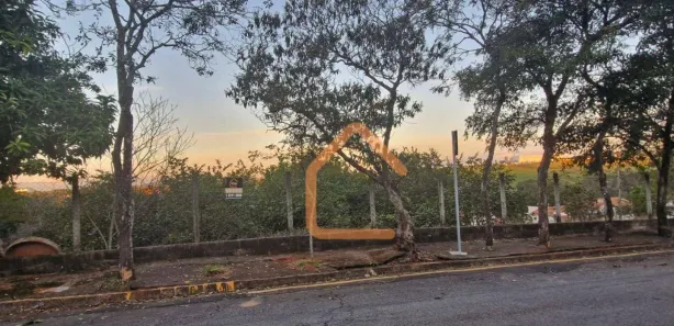 Terreno / Lote / Condomínio à venda, 313m² no Presidente Juscelino, Pouso Alegre