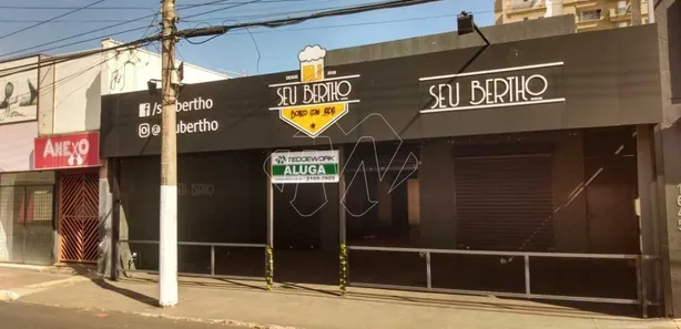 Loja / Salão / Ponto Comercial à venda, 229m² no Centro, Araraquara