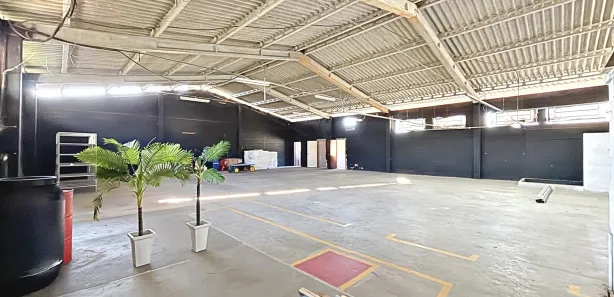 Galpão / Depósito / Armazém para alugar, 650m² no Velha Central, Blumenau