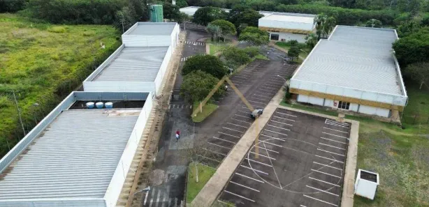 Galpão / Depósito / Armazém para venda ou aluguel, 6900m² no Antônio Zanaga, Americana