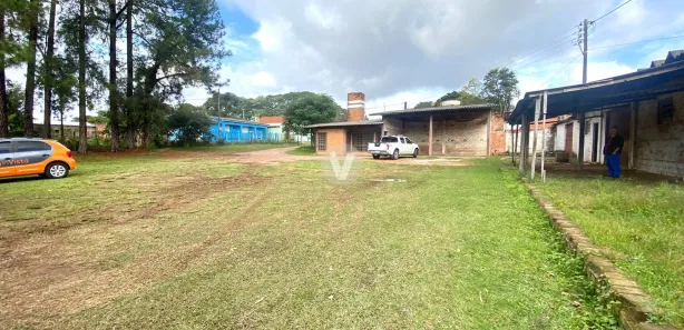 Galpão / Depósito / Armazém com 3 Quartos à venda, 631m² no Urlândia, Santa Maria