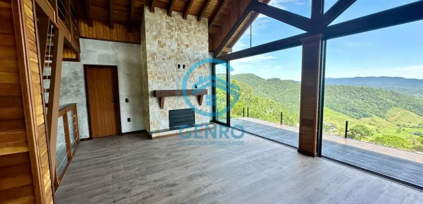 Fazenda / Sítio / Chácara com 3 Quartos à venda, 1600m² no Centro, São João Batista