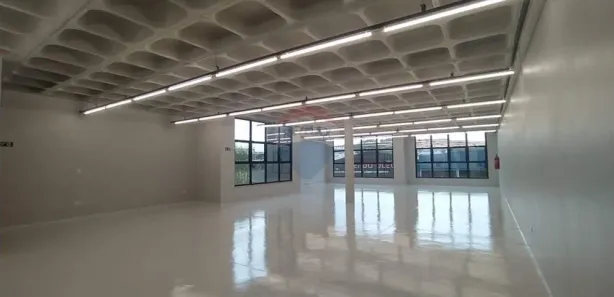 Prédio Inteiro para alugar, 735m² no Matriz, Mauá