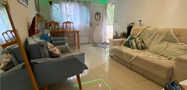 Casa com 2 Quartos à venda, 79m² no Vila Geni, Itapecerica da Serra