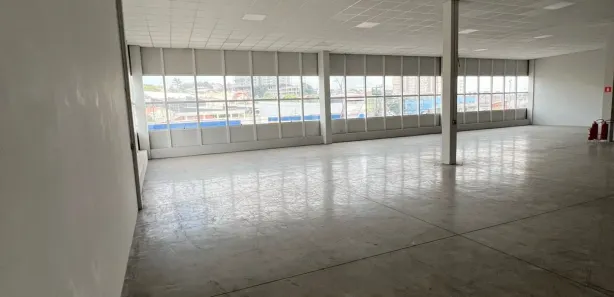 Galpão / Depósito / Armazém para alugar, 950m² no Calmon Viana, Poá