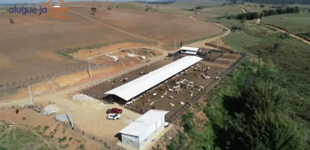 Fazenda / Sítio / Chácara à venda, 2000m² no Chácara Marambaia, Caçapava