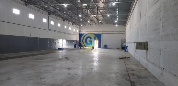Galpão / Depósito / Armazém para alugar, 825m² no São Gonçalo, Taubaté
