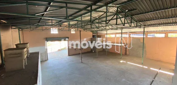 Galpão / Depósito / Armazém à venda, 345m² no São Cristóvão, Belo Horizonte