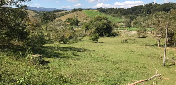 Fazenda / Sítio / Chácara com 3 Quartos à venda, 165000m² no Papucaia, Cachoeiras de Macacu