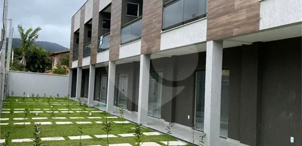 Casa de Vila com 2 Quartos à venda, 88m² no Praia de Itaipuaçu (Itaipuaçu), Maricá