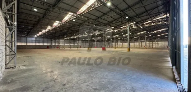 Galpão / Depósito / Armazém para alugar, 10000m² no Potuverá, Itapecerica da Serra