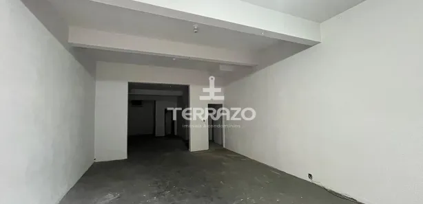 Loja / Salão / Ponto Comercial para alugar, 100m² no São João, Volta Redonda