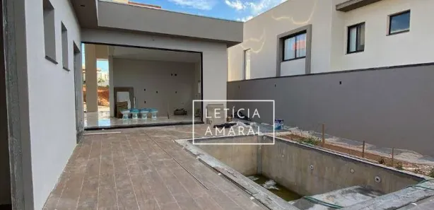 Casa de Condomínio com 3 Quartos à venda, 165m² no Setvillage Las Palmas, Pouso Alegre