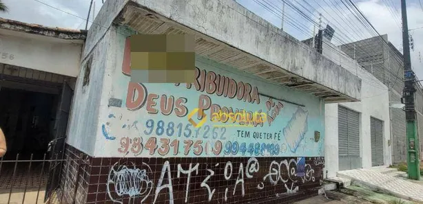 Casa Comercial à venda, 161m² no Vila Torres Galvão, Paulista