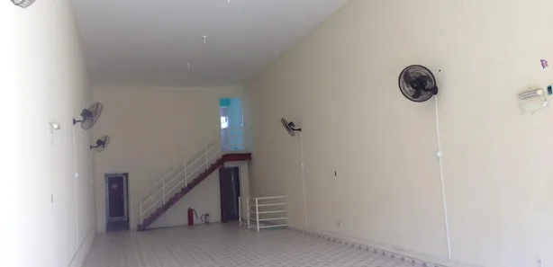 Galpão / Depósito / Armazém à venda, 400m² no Loteamento Eduardo da Silva Neto, Pindamonhangaba