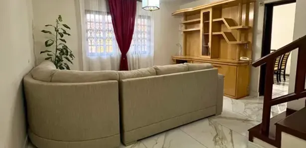 Casa com 3 Quartos para alugar, 150m² no Centro, São José dos Pinhais