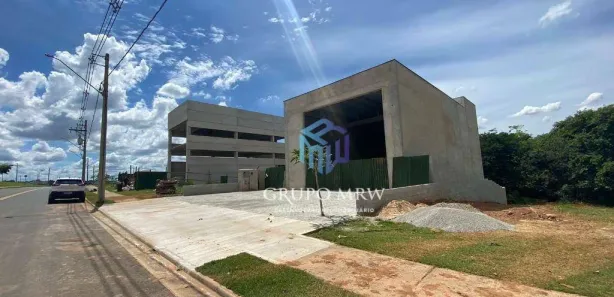 Galpão / Depósito / Armazém para venda ou aluguel, 395m² no Alphaville Nova Esplanada, Votorantim