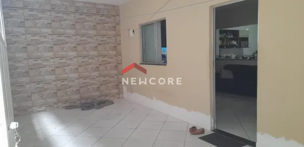 Casa de Condomínio com 2 Quartos à venda, 120m² no Cajazeiras VI, Salvador