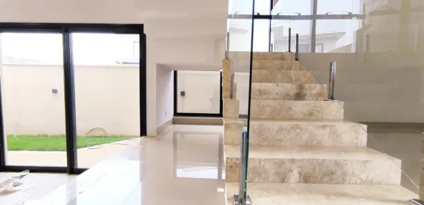 Casa de Condomínio com 3 Quartos à venda, 227m² no Jardins Barcelona, Senador Canedo