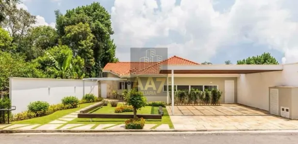 Casa de Condomínio com 3 Quartos à venda, 370m² no Chácara do Refúgio, Carapicuíba