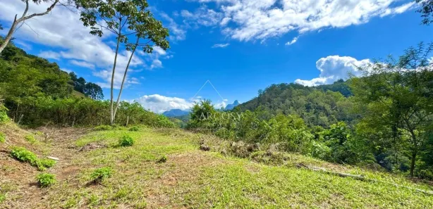 Terreno / Lote / Condomínio à venda, 3900m² no Itaipava, Petrópolis