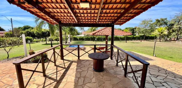 Casa com 3 Quartos à venda, 3340m² no , Hidrolândia