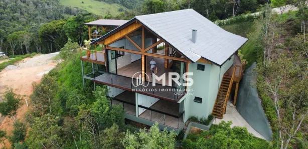 Fazenda / Sítio / Chácara com 3 Quartos à venda, 260m² no São João Batista, São João Batista