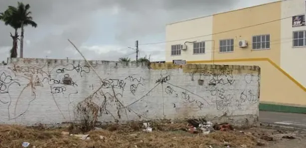 Terreno / Lote / Condomínio para alugar, 1204m² no Pajuçara, Maracanaú