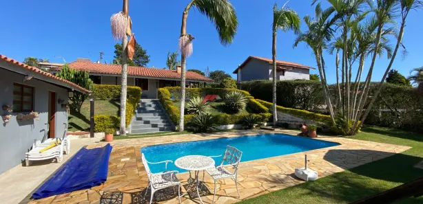 Fazenda / Sítio / Chácara com 4 Quartos à venda, 175m² no Campo Verde, Ibiúna