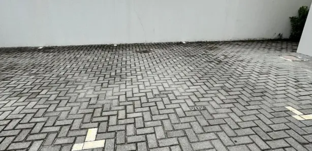 Apartamento com 2 Quartos para alugar, 55m² no Meia Praia, Navegantes
