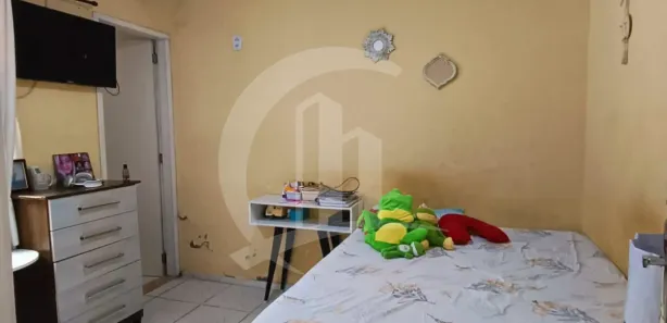 Galpão / Depósito / Armazém à venda, 210m² no Farolândia, Aracaju
