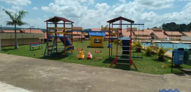 Fazenda / Sítio / Chácara com 4 Quartos à venda, 200m² no , Mairinque