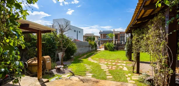 Casa de Condomínio com 5 Quartos à venda, 300m² no Setor de Mansões do Lago Norte, Brasília