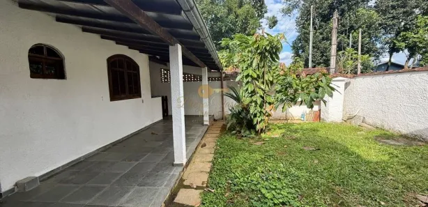 Casa de Condomínio com 3 Quartos à venda, 385m² no Várzea Alegre, Guapimirim