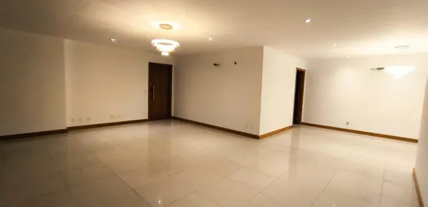 Apartamento com 4 Quartos para alugar, 300m² no Boa Viagem, Niterói