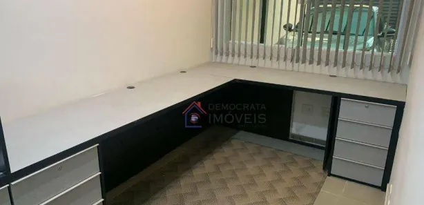 Casa Comercial para alugar, 107m² no Vila Assunção, Santo André
