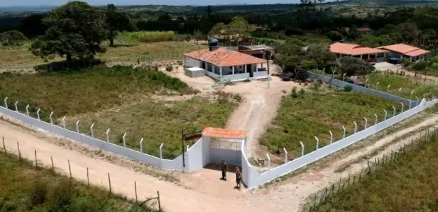 Fazenda / Sítio / Chácara com 2 Quartos à venda, 150m² no , Solânea