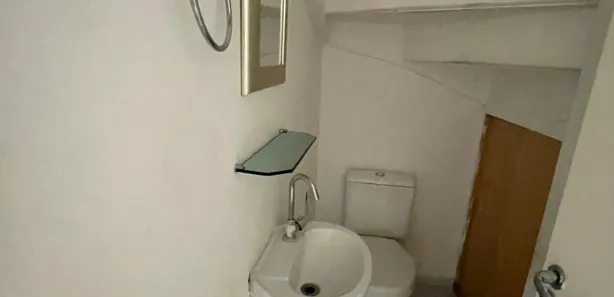 Casa com 2 Quartos para alugar, 130m² no Mirandópolis, São Paulo