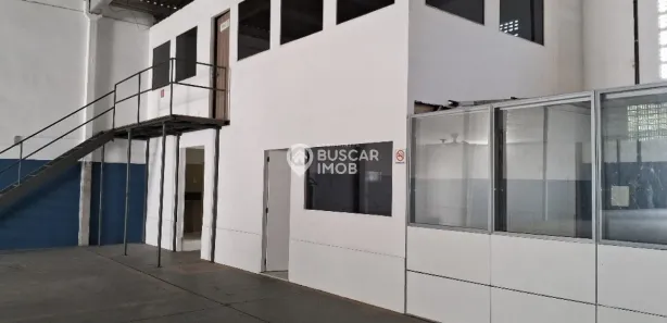Galpão / Depósito / Armazém para alugar, 1000m² no Portão, Lauro de Freitas