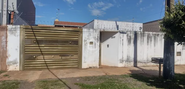 Casa com 4 Quartos à venda, 247m² no Jardim São Conrado, Campo Grande