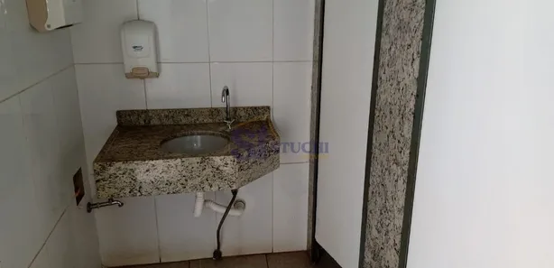 Loja / Salão / Ponto Comercial para alugar, 300000m² no Centro, Américo Brasiliense