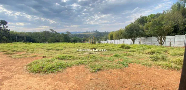 Fazenda / Sítio / Chácara com 3 Quartos à venda, 24000m² no Centro, Mairinque