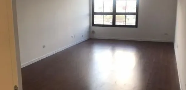 Conjunto Comercial / Sala para alugar, 31m² no Cristo Rei, Curitiba