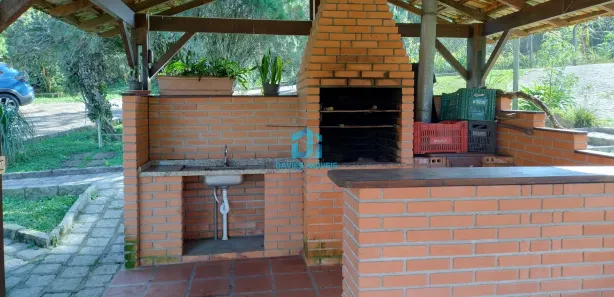 Fazenda / Sítio / Chácara com 3 Quartos à venda, 200m² no Capivari, Colombo