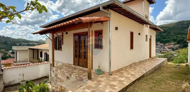Casa com 2 Quartos à venda, 70m² no Centro, Raposos