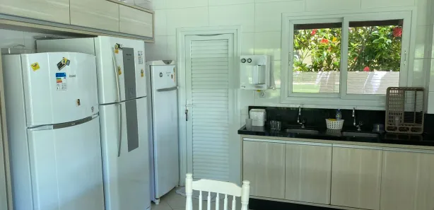 Casa de Condomínio com 8 Quartos à venda, 420m² no Guarajuba (Monte Gordo), Camaçari