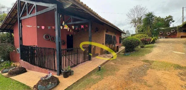 Fazenda / Sítio / Chácara com 3 Quartos para venda ou aluguel, 700m² no Água Espraiada (Caucaia do Alto), Cotia