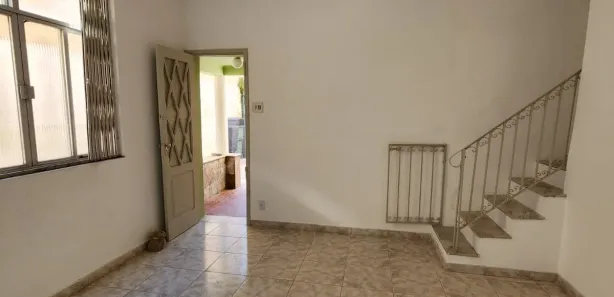 Sobrado com 2 Quartos para alugar, 100m² no Centro, Niterói