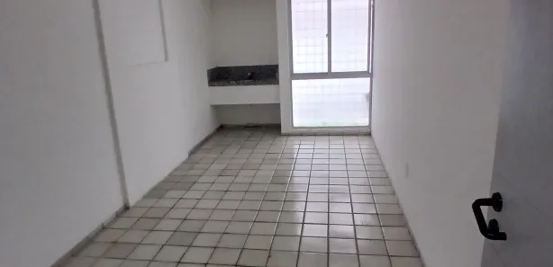 Casa Comercial com 9 Quartos para alugar, 400m² no Boa Vista, Recife