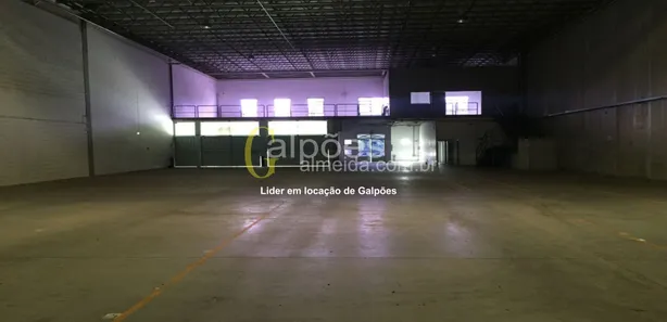 Galpão / Depósito / Armazém para alugar, 1600m² no Santa Fé, Osasco